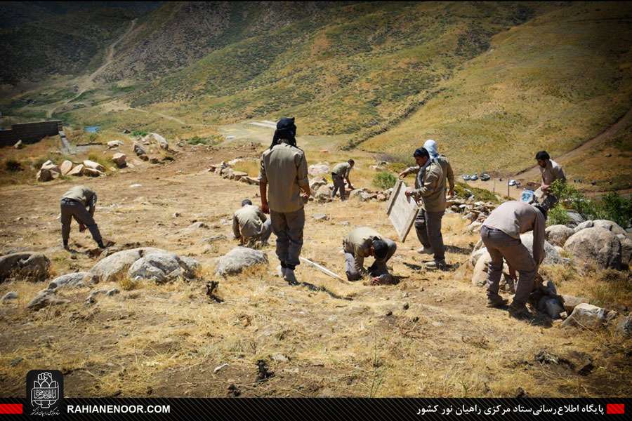 آغاز فضاسازی محیطی یادمان بلفت و دوپازا توسط خادمین شهدا