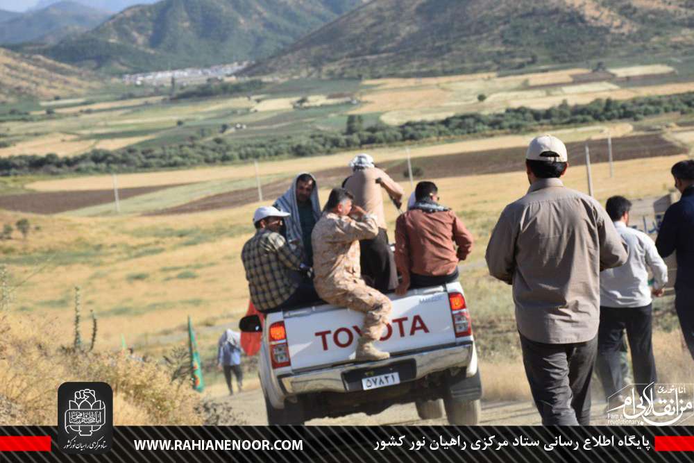 گزارش تصویری/ بازدید زائرین راهیان نور از یادمان شهدای والفجر4