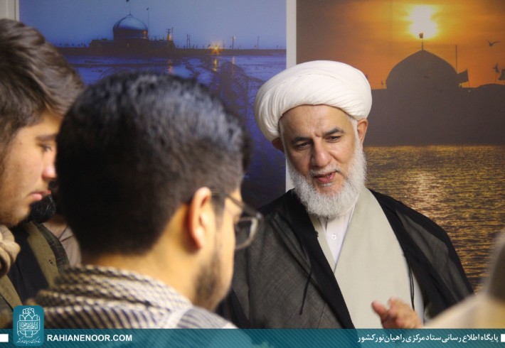 بازدید حجت الاسلام و المسلمین حاجتی از مرکز رسانه‌ای راهیان نور  <img src="/images/picture_icon.gif" width="16" height="13" border="0" align="top">