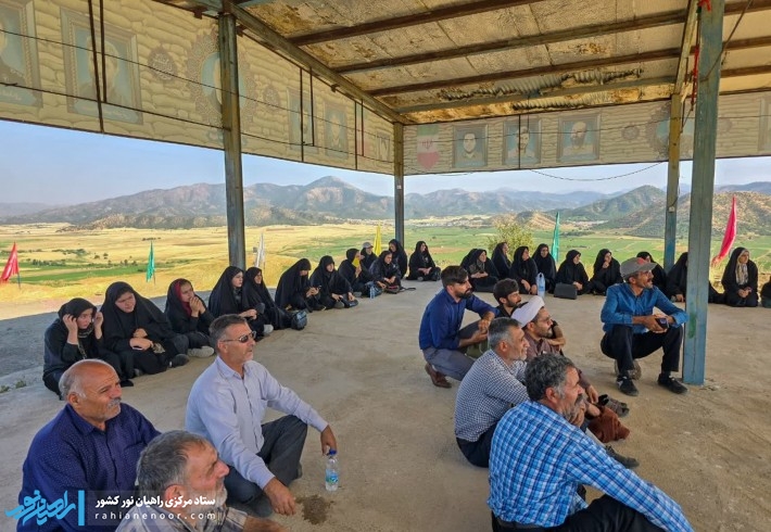 حضور زائران سرزمین نور در یادمان والفجر ۴ به روایت تصویر